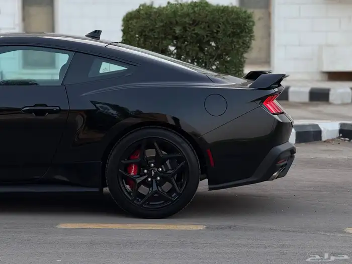 موستنج 2024 GT Premium V8 12