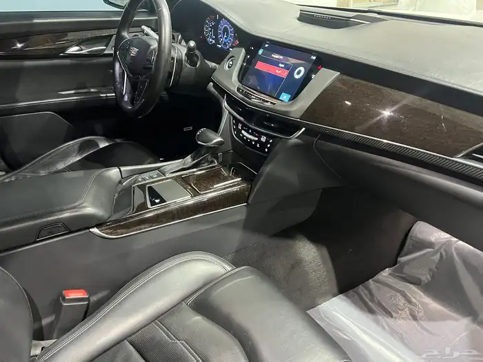 كاديلاك ct6 3.0tt موديل 2017 ممشى 142 الف 3