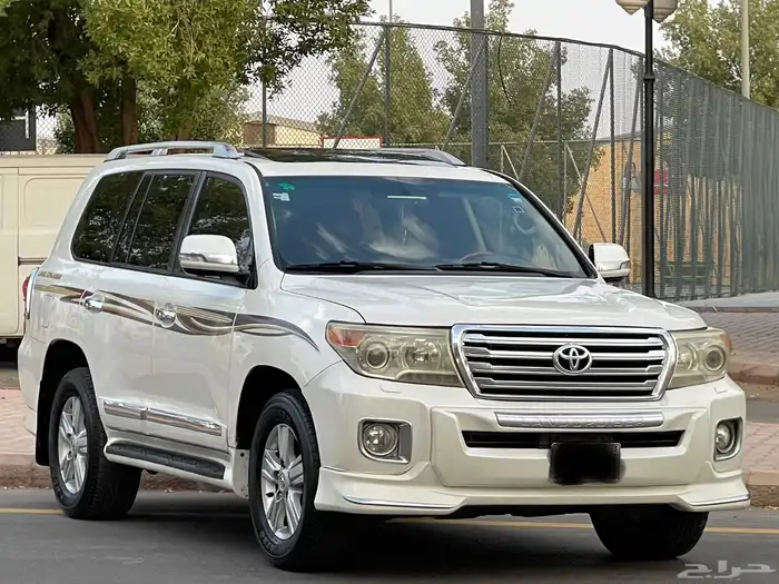 تويوتا لاندكروزر 2013 GXR 1