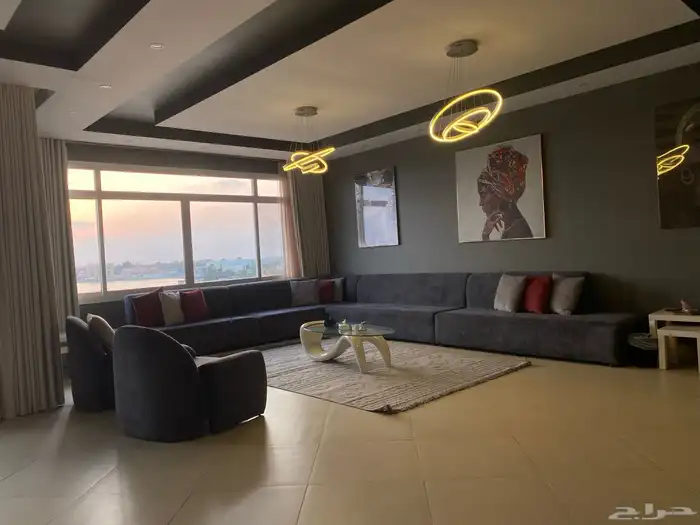 درة العروس . شاليه فان بيتش 2