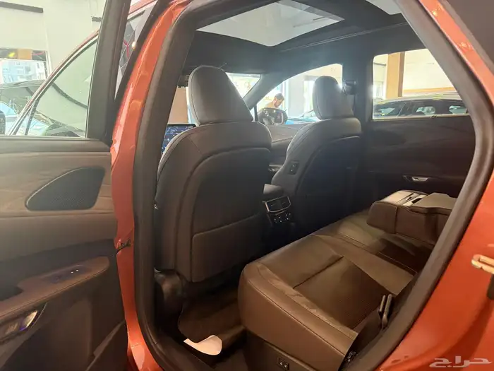 لكزس RX350 2023 7