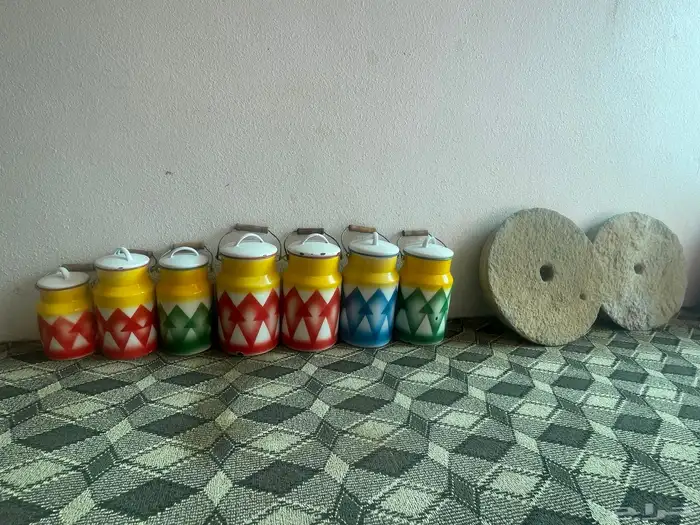 سطول قديمه بحاله جيده 1