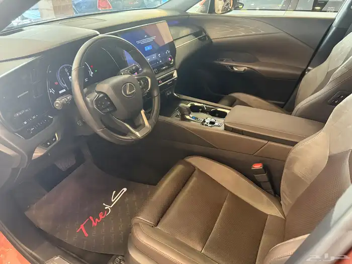 لكزس RX350 2023 10