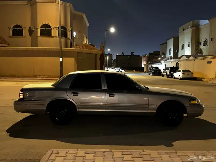فورد فكتوريا 1998 6