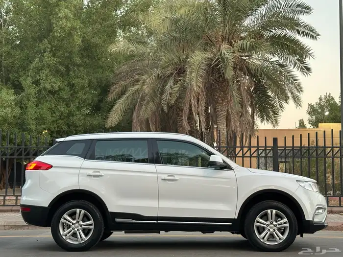 جيلي أمجراند X7 موديل 2017 سعودي تماتيك 8