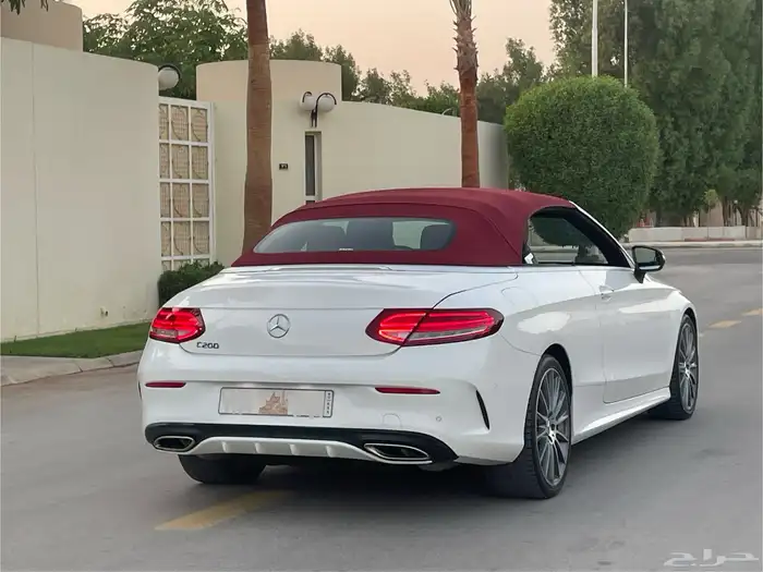 مرسيدس C200 كوبيه 2018 نظيف 33