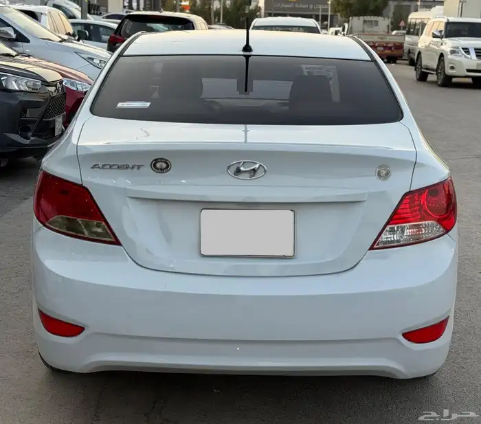 هونداي اكسنت 2018 بنزين 7