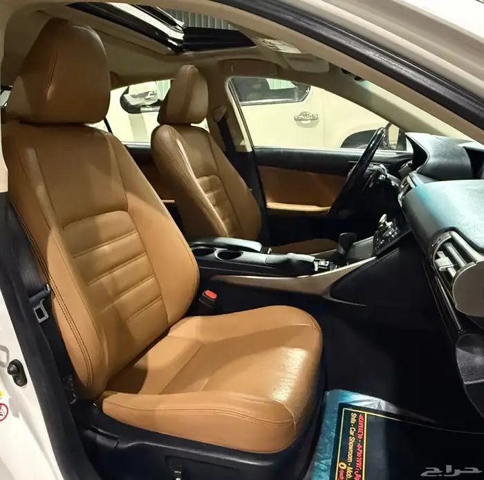 لكزس 2016 ls 200t (بحالة ممتازة) 8