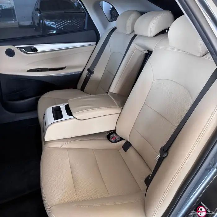 ازيرا 2021 فل كامل 6 سلندر ب 73 الف مسجل . 17