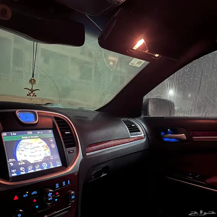 كرايزلر c300 )v6) 9
