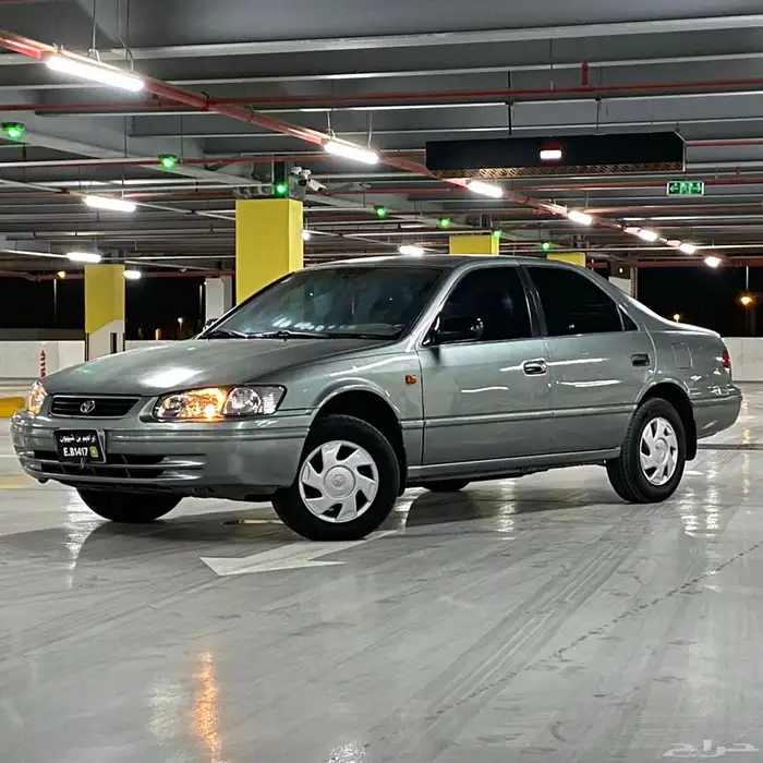 تويوتا كامري 2001 مالك الأول 0