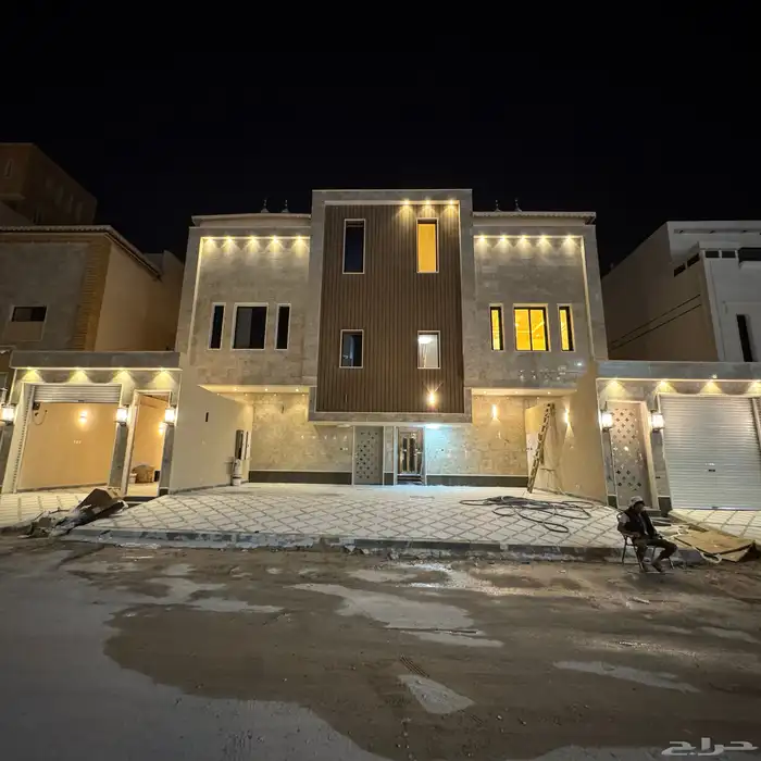 للبيع شقه سطح مدخل خاص ومصعد راكب 0