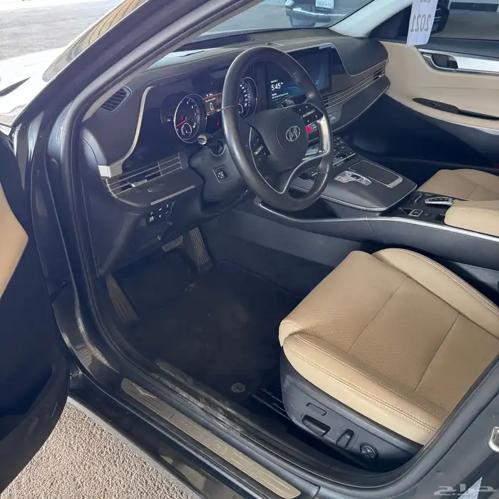 ازيرا 2021 فل كامل 6 سلندر ب 73 الف مسجل . 10