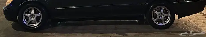 جنوط مرسيدس للبيع مع كفرتها 1