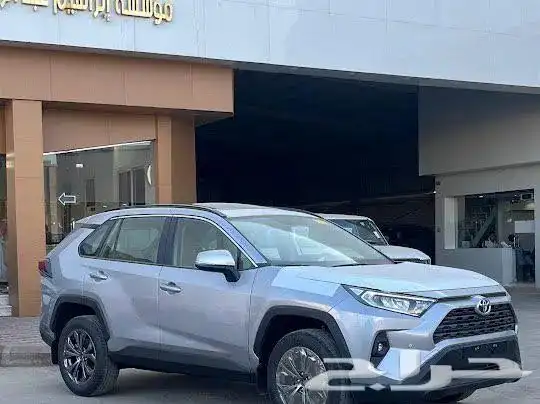 تويوتا راف فور XLE 2025 1