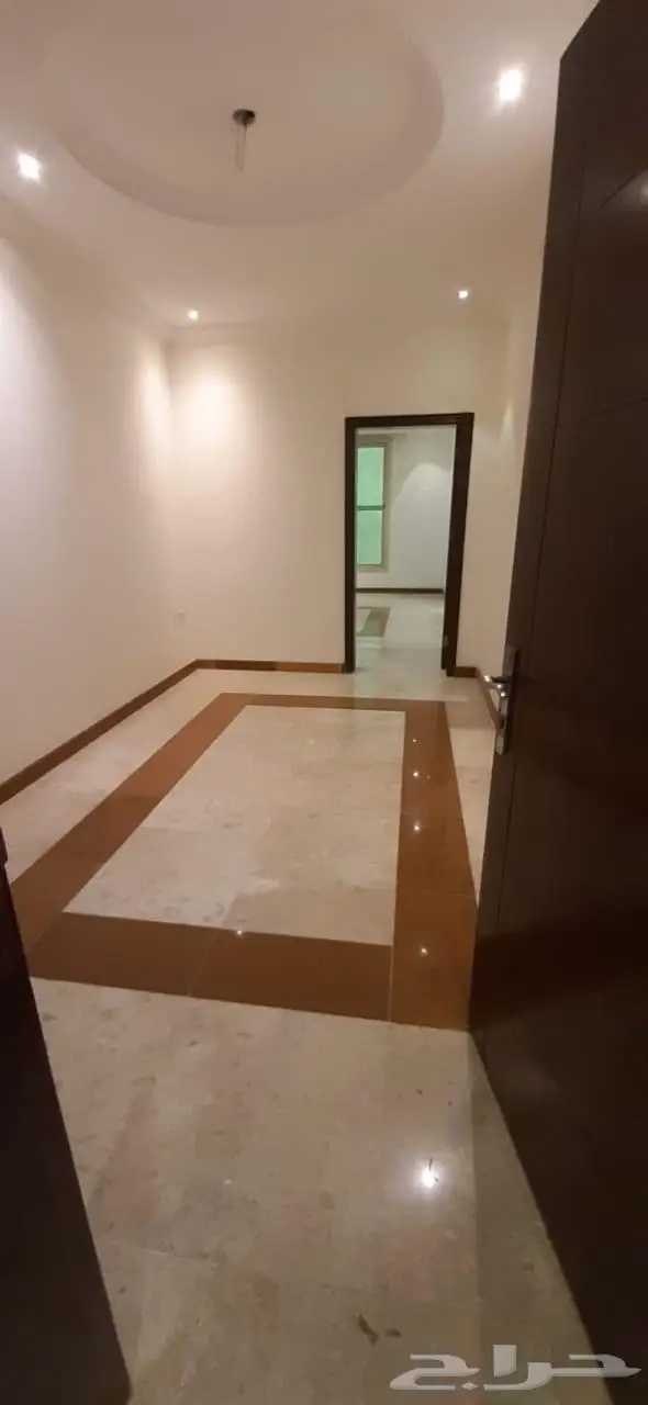 شقه للبيع بحي النهضه 4