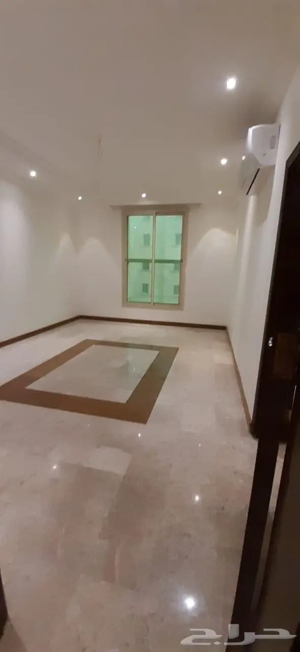 شقه للبيع بحي النهضه 0