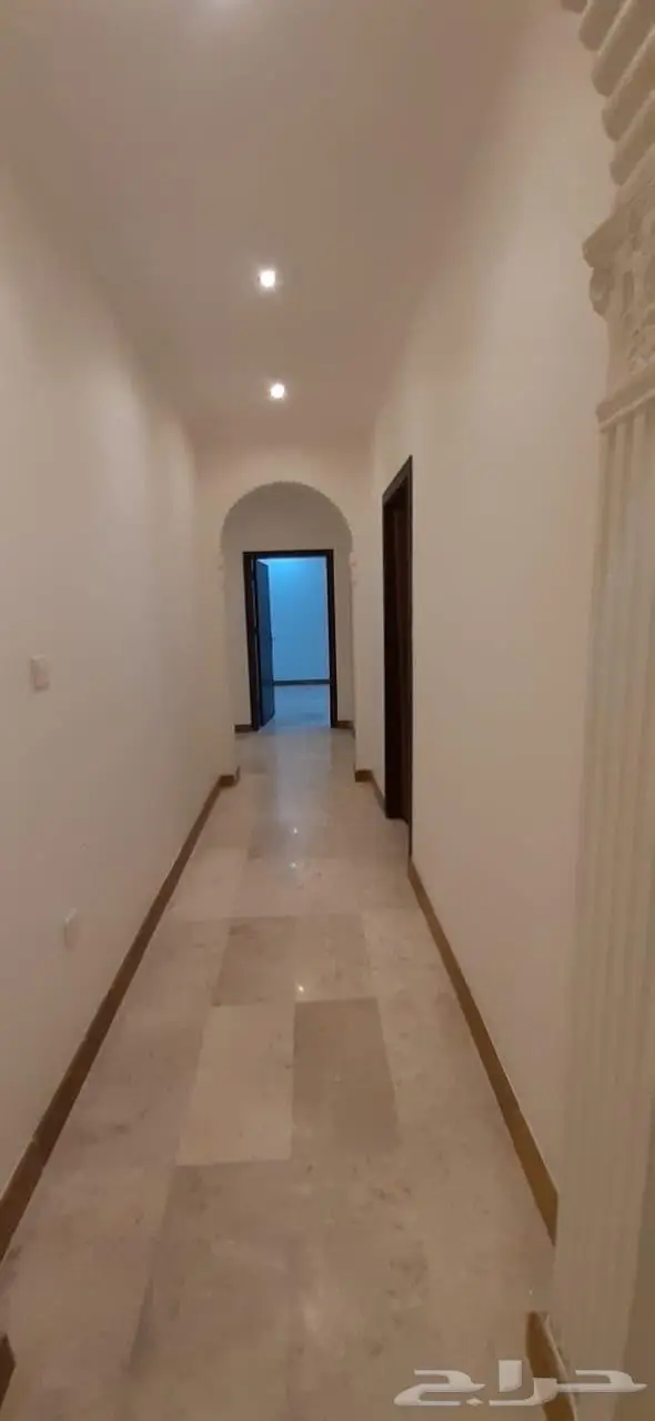 شقه للبيع بحي النهضه 2