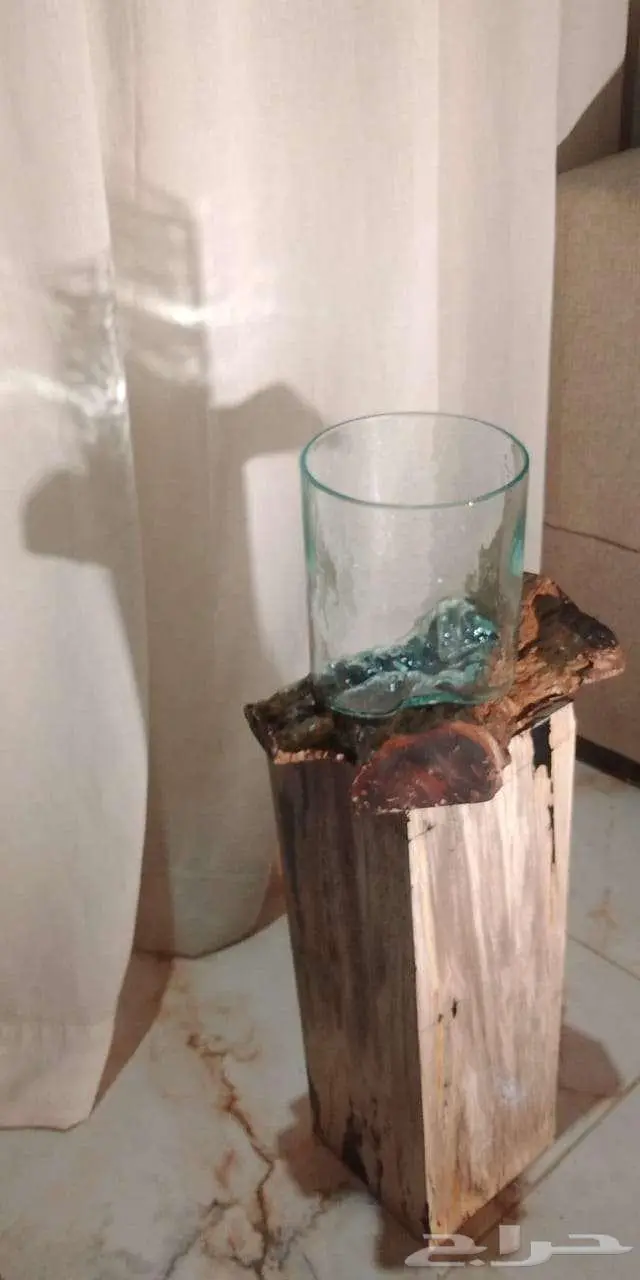 فازه زجاج مصهور مع قاعده خشب طبيعي 7