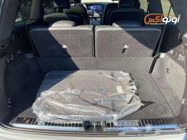 2025 Mercedes GLS 63 AMG 14