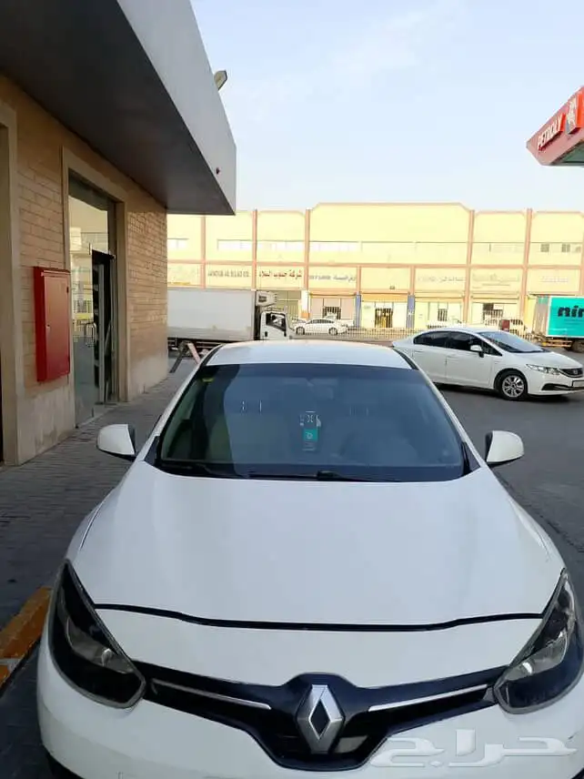 رينو فلونس سوم 9400 م 2015 جير اوتوماتيك بحاله ممتازه 0