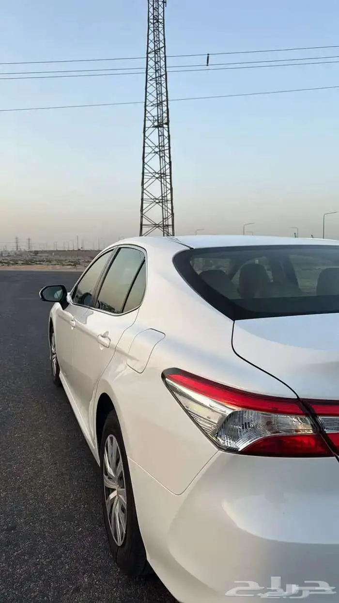 تويوتاكامري 2020 8