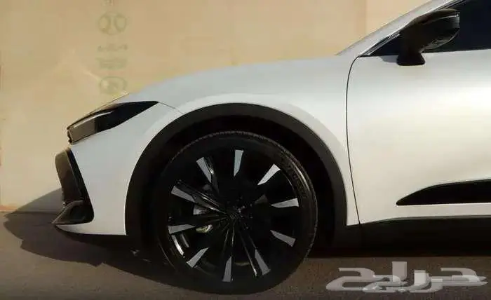 كراون ماجيستا 2023 جديد 11