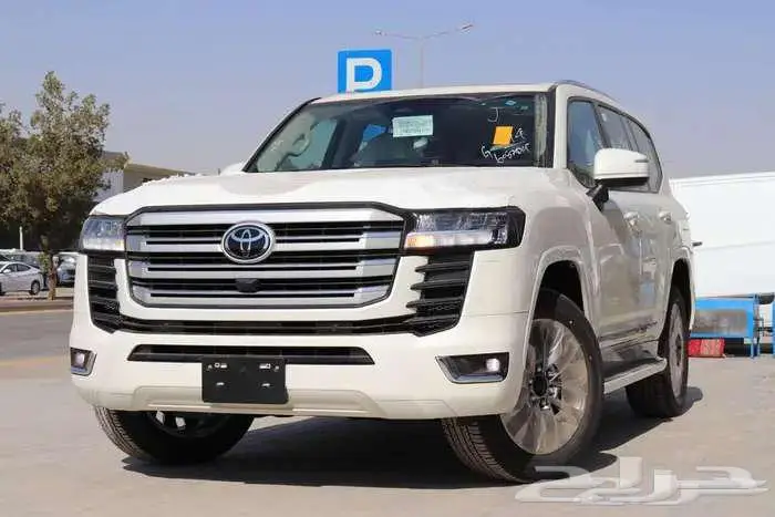 تويوتا لاندكروزر GXR4 بنزين 2025 سعودي بالكاش والاقساط 34