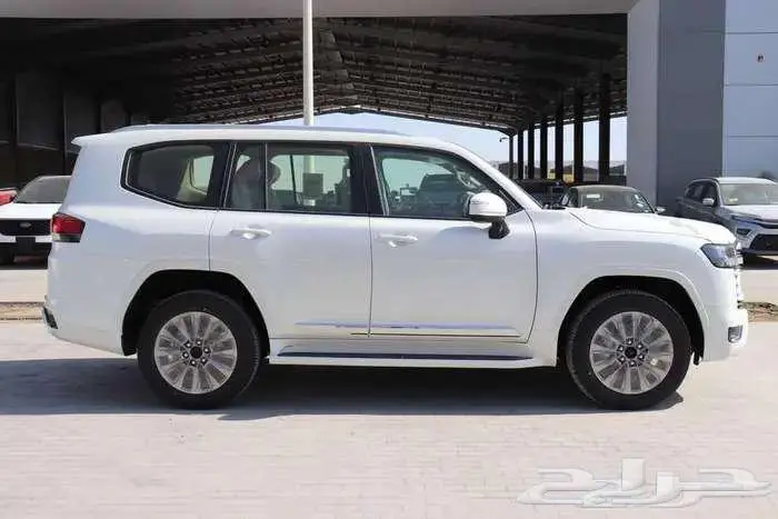 تويوتا لاندكروزر GXR4 بنزين 2025 سعودي بالكاش والاقساط 26