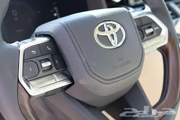 تويوتا لاندكروزر GXR4 بنزين 2025 سعودي بالكاش والاقساط 35