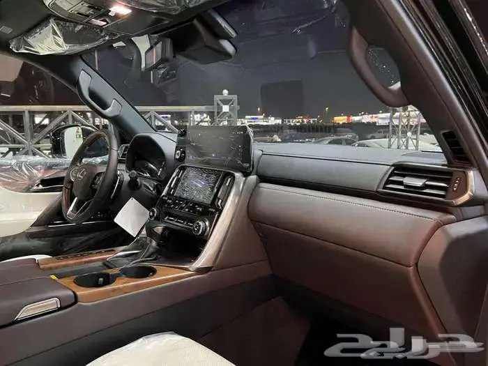 لكزس Lx600 2025 فئة ال Bb 13