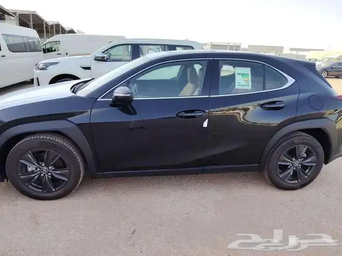 لكزس UX300AB هايبرد 2024 7