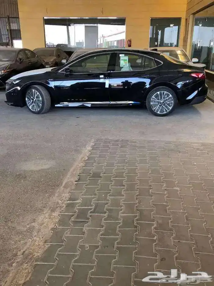 كامري لومير هايبرد سعودي 2025 اسود لدي الحسن 1