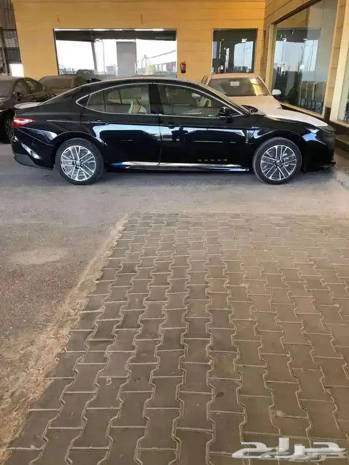 كامري لومير هايبرد سعودي 2025 اسود لدي الحسن 3