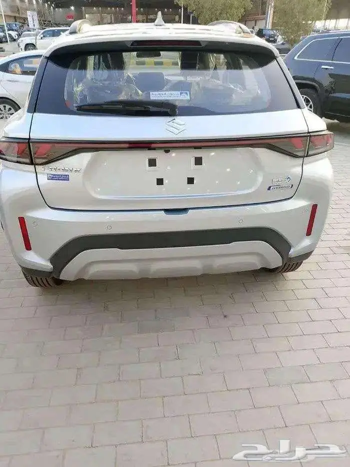 سوزوكي فرونكس 2025 3