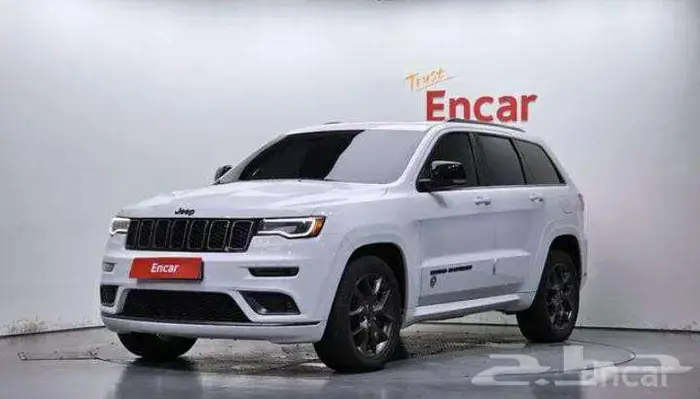 جراند شروكي 2020 ممشي 83700 KM 0