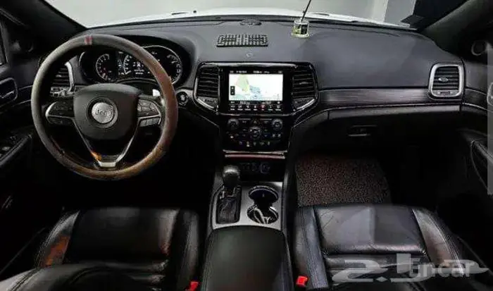 جراند شروكي 2020 ممشي 83700 KM 5