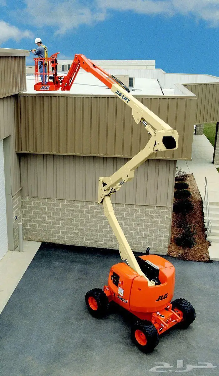 تاجير رافعات سقالات كهربائيه سيزرات لفت مان لفت كرينات 5