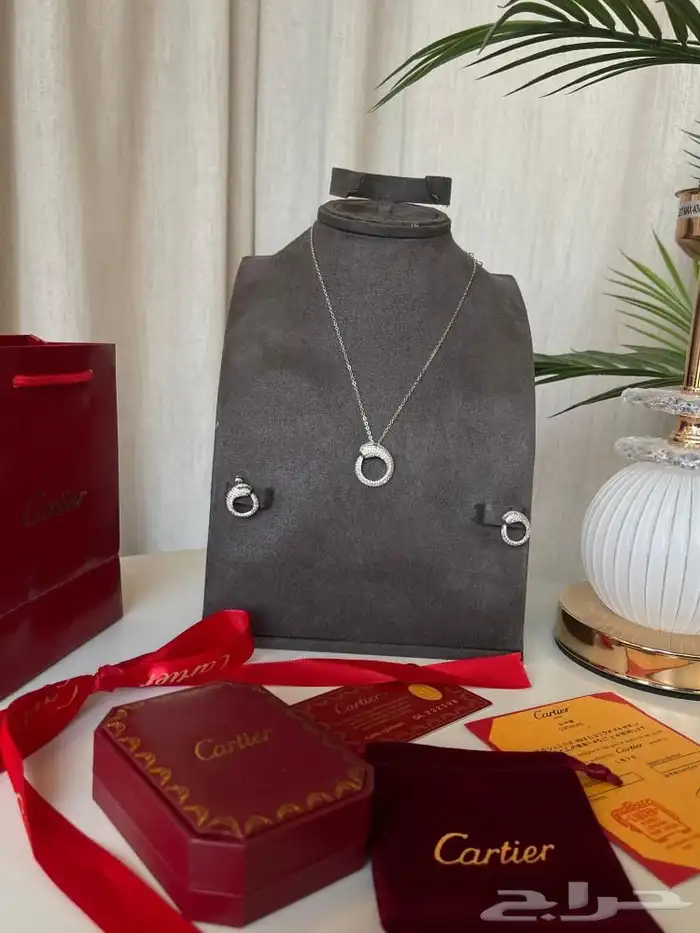 اكسسوارات ماركات بالملحقات. 33