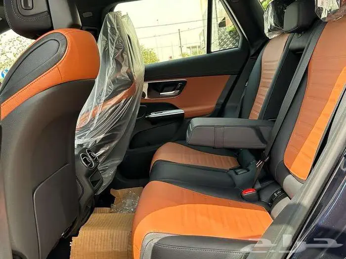مرسيدس GLC200 SUV جفالي جديد 9