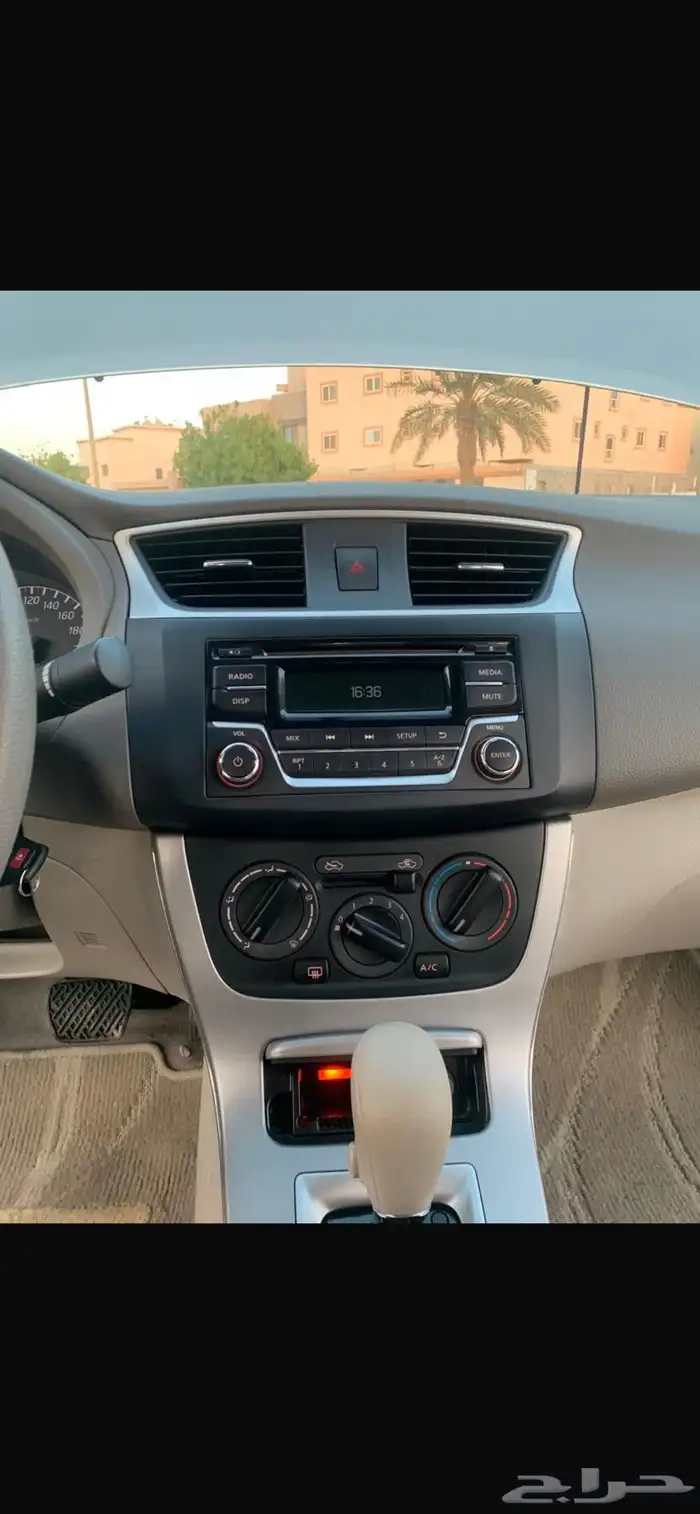 للبيع نيسان سنترا بحالة الوكالة 2019 13