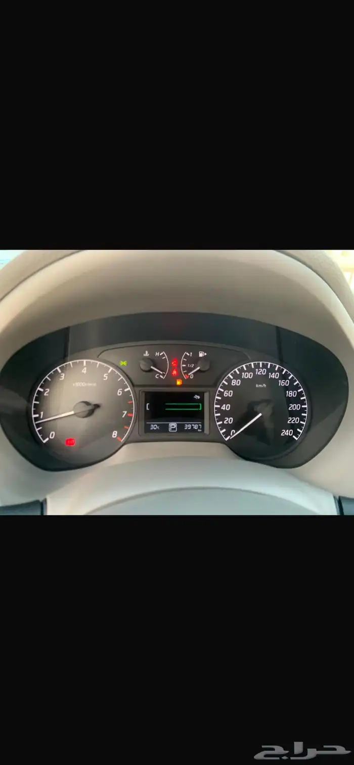 للبيع نيسان سنترا بحالة الوكالة 2019 17