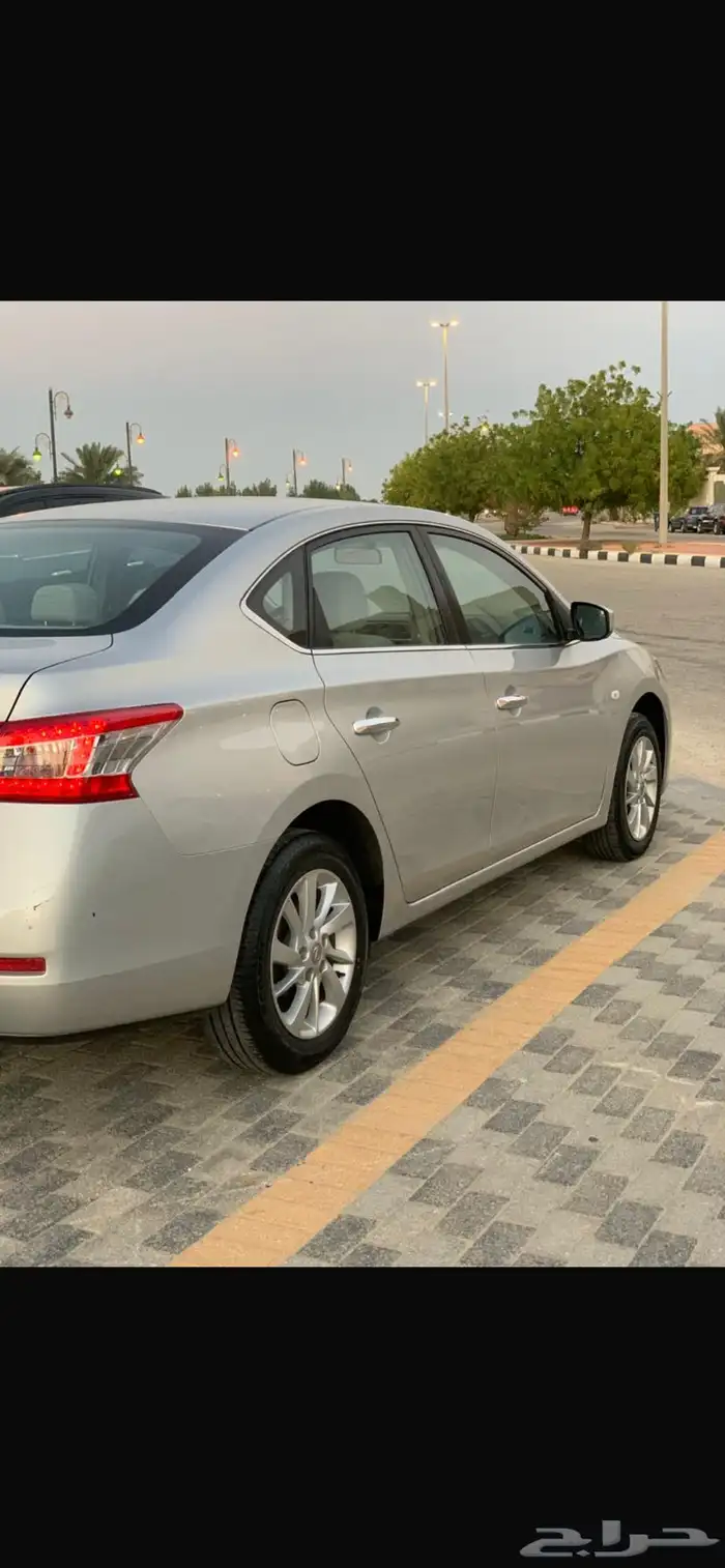 للبيع نيسان سنترا بحالة الوكالة 2019 5
