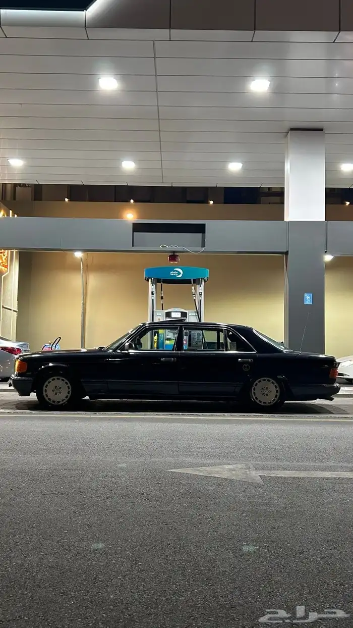 مرسيدس بنز 560SEL 17