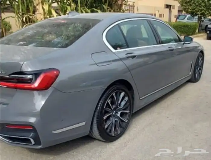 بي ام دبليو الفئة السابعه 2020 10