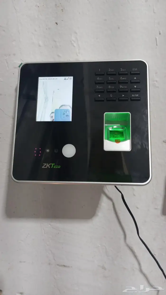 جهاز بصمه حضور وانصراف الموظفين بالوجه 0