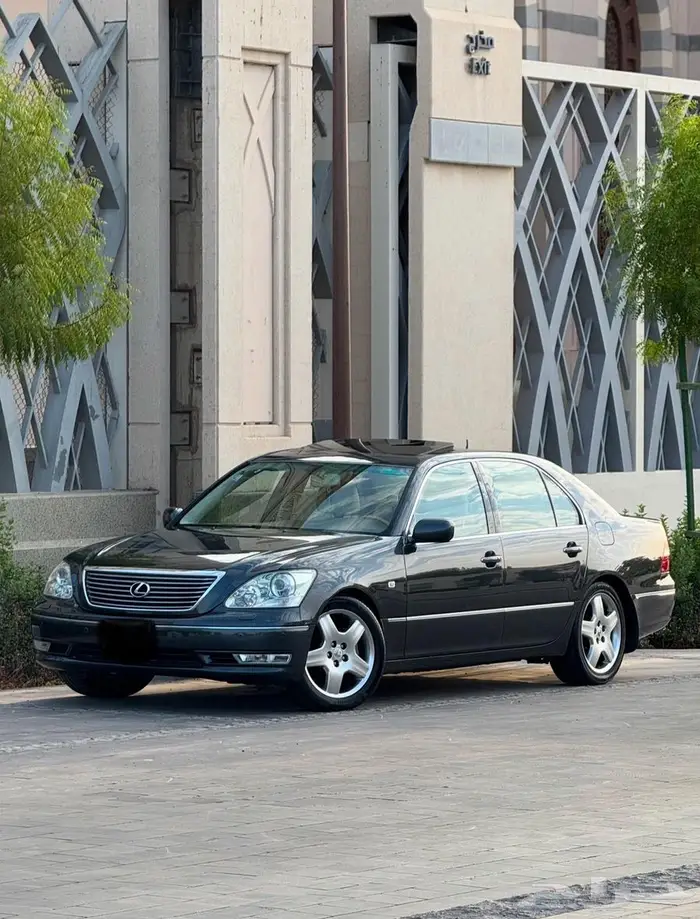 لكزس LS430 سعودي 2004 مخزن ممشى قليل 4