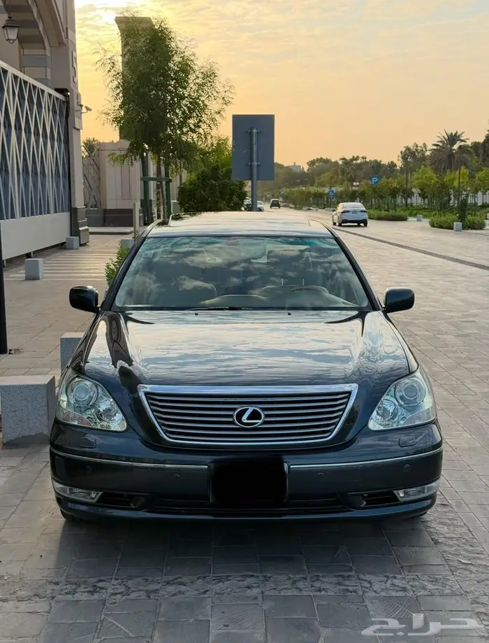 لكزس LS430 سعودي 2004 مخزن ممشى قليل 10