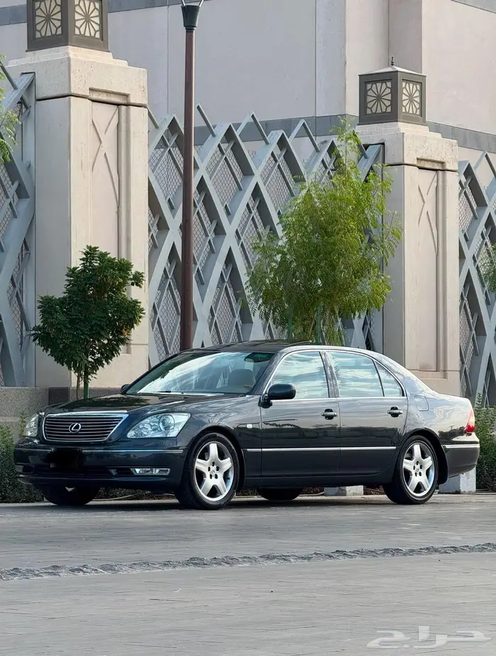 لكزس LS430 سعودي 2004 مخزن ممشى قليل 2