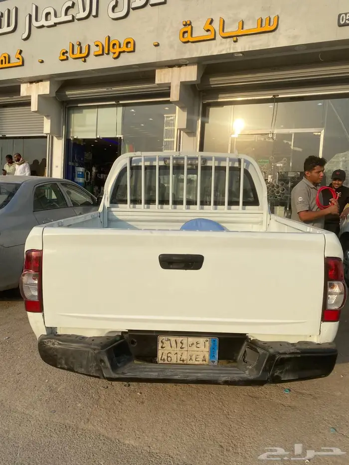 وانيت ايسوزو 2010 2